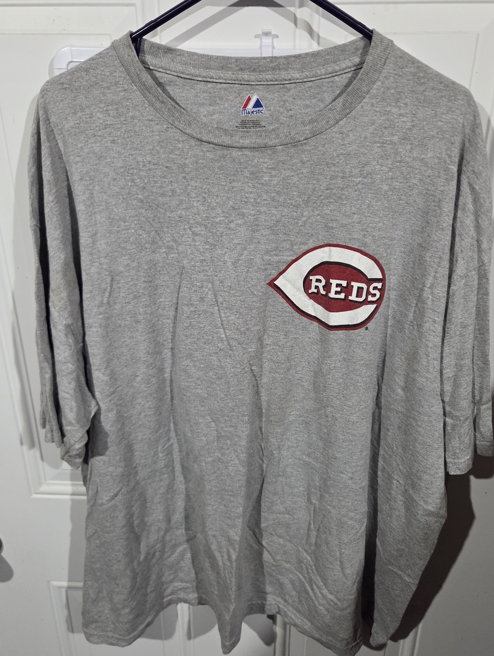 Majestic Gray Cincinnati Reds Logo Short Sleeve Tee
